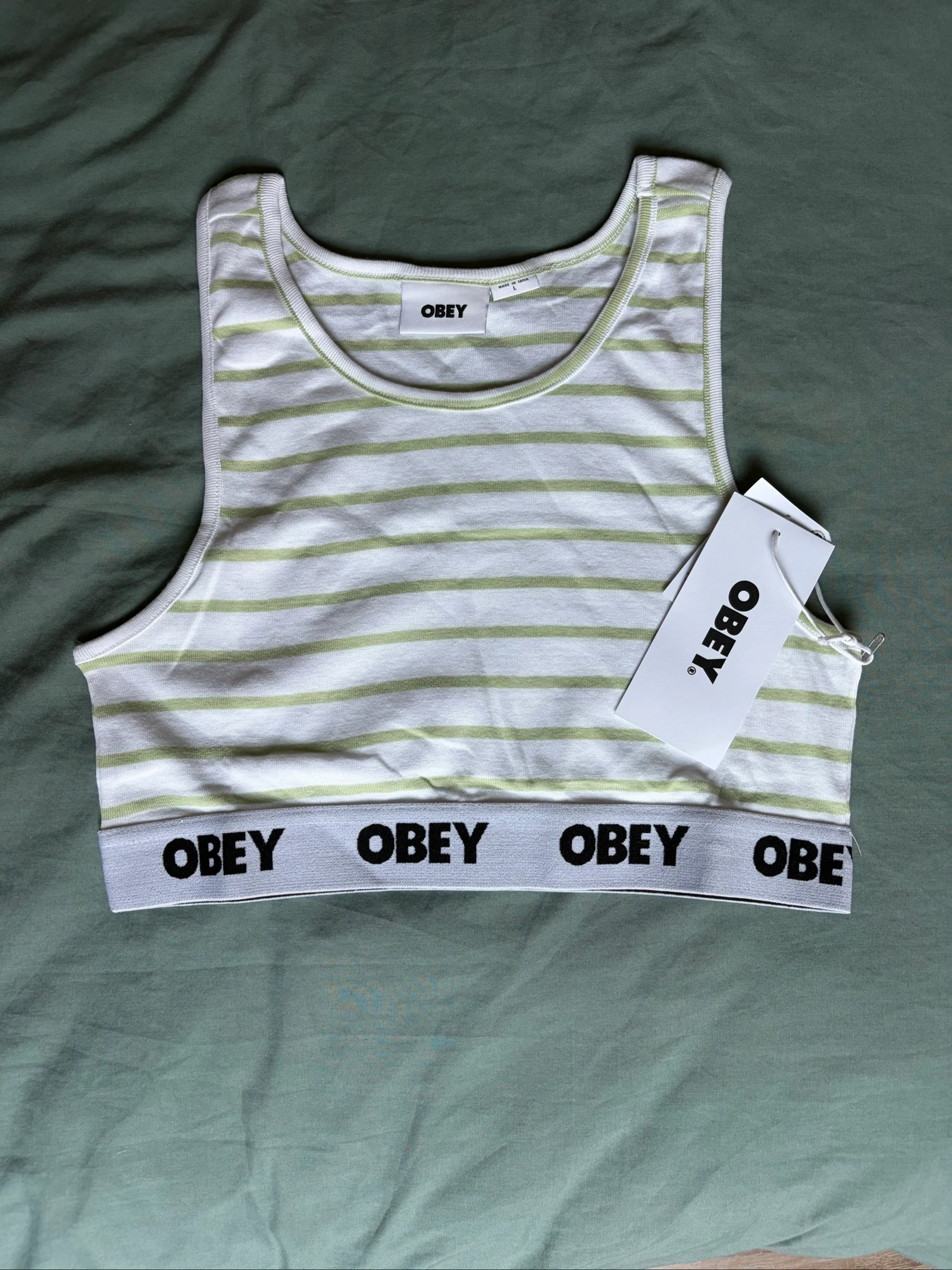 Brassière crop top Obey rayée vert clair – Taille L – Neuve avec étiquette